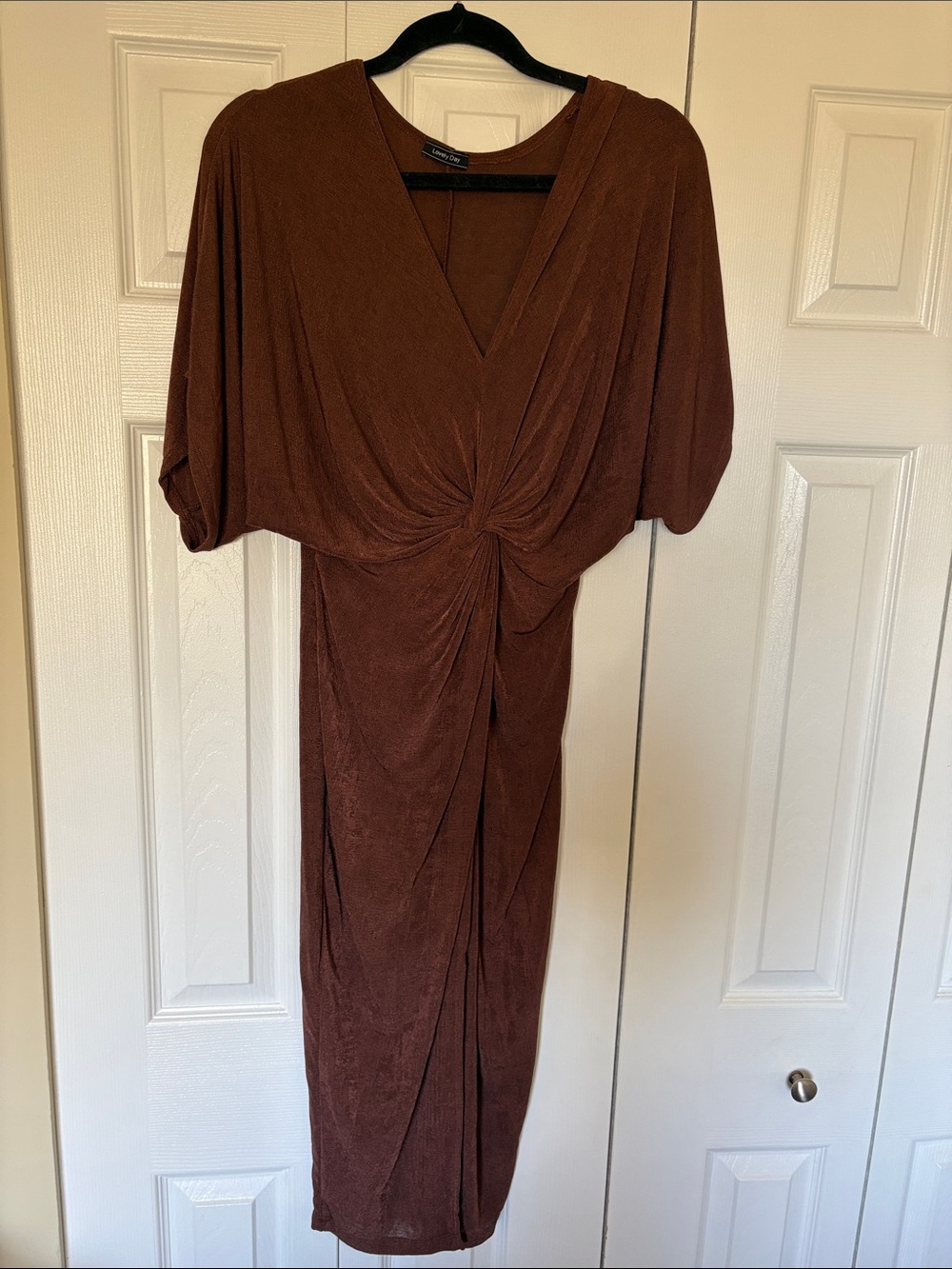 Lovely Day Textured Twist-Front Midi Dress Size S